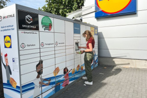DHL neemt pakketkluizen Smartmile in Nederland over